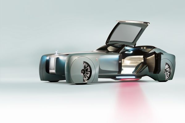 Rolls-Royce-Next-Vision-100-2